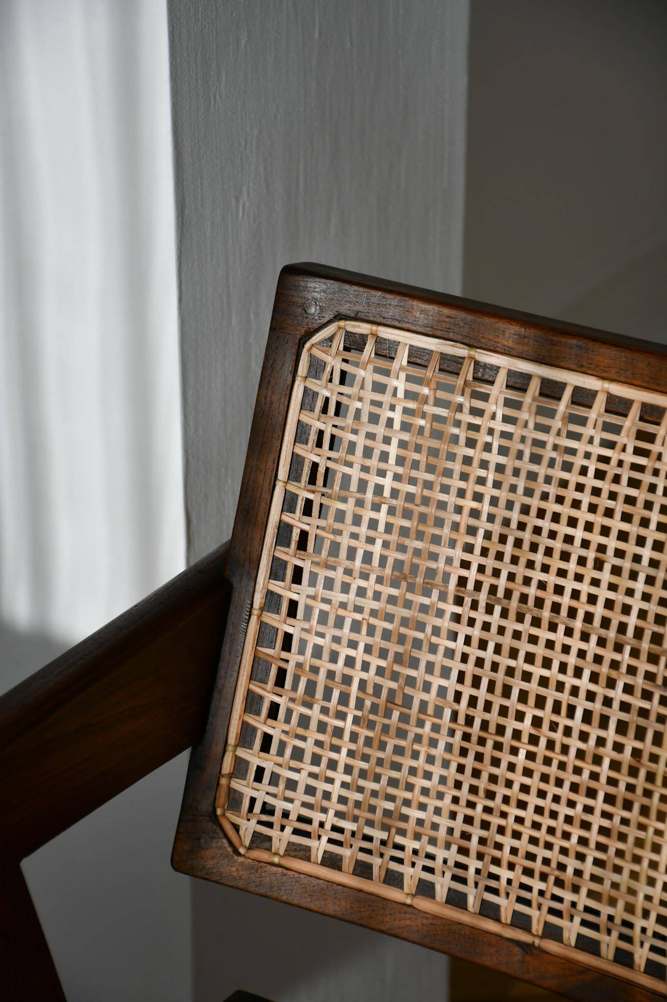 Pierre Jeanneret - Main – TYSENN Pierre Jeanneret - Main – TYSENN